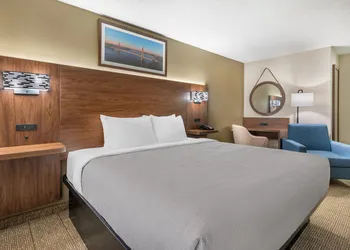 Quality Inn & Suites Rockport - Owensboro North (GOLD AWARD WINNER) hotel thumbnail 5