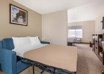Quality Inn & Suites Rockport - Owensboro North (GOLD AWARD WINNER) hotel thumbnail 7
