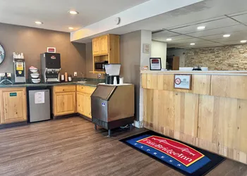 FairBridge Inn Express Billings Airport hotel thumbnail 2