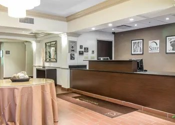 Sleep Inn & Suites Middlesboro hotel thumbnail 2