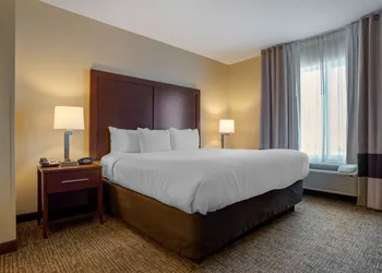 Comfort Suites Foley hotel thumbnail 7