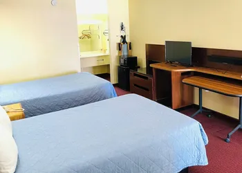 Western Inn Express hotel thumbnail 8