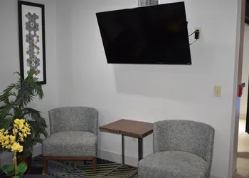 Holiday Inn Express & Suites McPherson by IHG hotel thumbnail 5