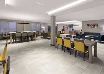 La Quinta Inn & Suites by Wyndham McAlester hotel thumbnail 2