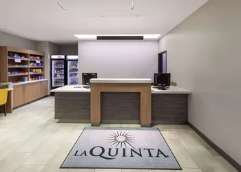 La Quinta Inn & Suites by Wyndham McAlester hotel thumbnail 3