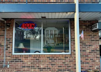 Virginian Motel hotel thumbnail 2