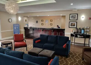 Comfort Inn & Suites Marianna I-10 hotel thumbnail 4