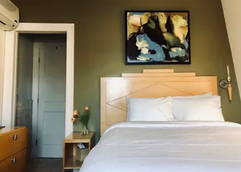 Enzo hotel thumbnail 5