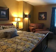 Ophelias Restaurant & Inn hotel detail image 3