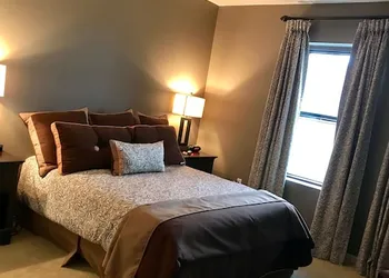 Ophelias Restaurant & Inn hotel thumbnail 4