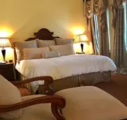 Ophelias Restaurant & Inn hotel detail image 7
