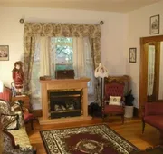 The Silk Pincushion - Easy access to downhill skiing hotel detail image 3