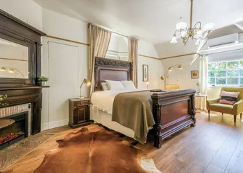 Cedar Gables Inn hotel thumbnail 8