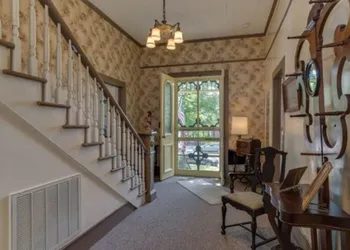 Carrier Houses B&B hotel thumbnail 2