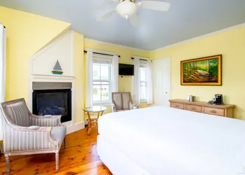 Admirals Landing - Adults Only hotel thumbnail 8