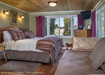 Miller Tree Inn hotel thumbnail 3