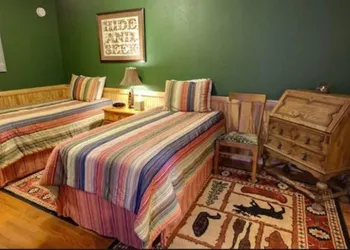 Sea Parrot Inn hotel thumbnail 8