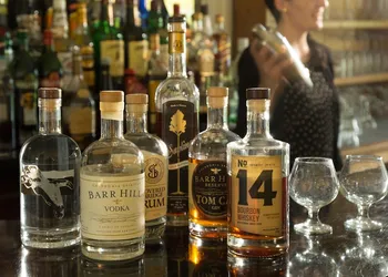 The Four Chimneys Inn hotel thumbnail 3