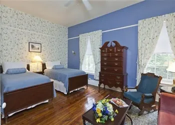The Lily Inn hotel thumbnail 4