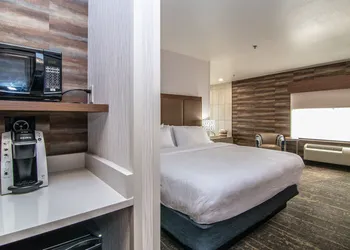 Holiday Inn Express Kalispell by IHG hotel thumbnail 5