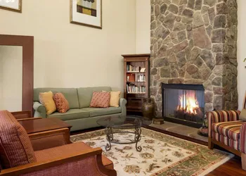 Country Inn & Suites by Radisson, Crestview, FL hotel thumbnail 2