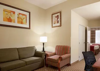 Country Inn & Suites by Radisson, Crestview, FL hotel thumbnail 5