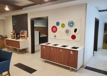 Holiday Inn Express & Suites Junction City by IHG hotel thumbnail 7