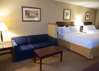 Holiday Inn Express Devils Lake by IHG hotel thumbnail 5