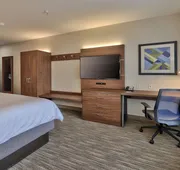 Holiday Inn Express & Suites Albuquerque Historic Old Town by IHG hotel detail image 5