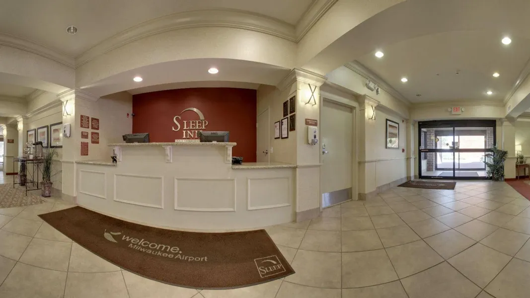 Sleep Inn & Suites Milwaukee Airport hotel detail image 2
