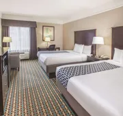 La Quinta Inn & Suites by Wyndham Bay City hotel detail image 5