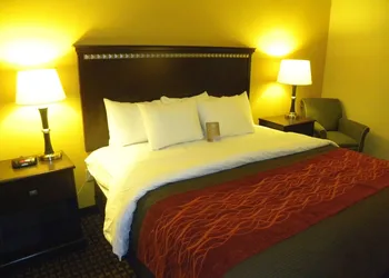 Comfort Inn & Suites Regional Medical Center hotel thumbnail 6