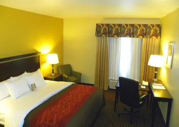 Comfort Inn & Suites Regional Medical Center hotel thumbnail 8