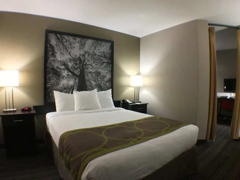 Super 8 by Wyndham Kapuskasing hotel detail image 6