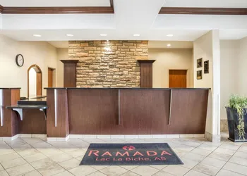 Ramada by Wyndham Lac La Biche hotel thumbnail 3
