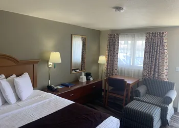 Roadside Motel hotel thumbnail 3