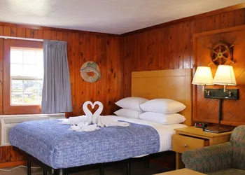 Seahorse Inn and Cottages hotel thumbnail 3