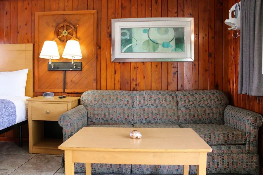 Seahorse Inn and Cottages hotel detail image 6