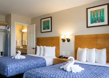 Seahorse Inn and Cottages hotel thumbnail 8