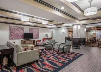 La Quinta Inn & Suites by Wyndham Conway hotel thumbnail 5