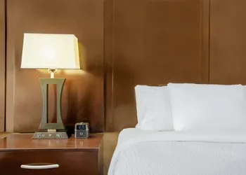 La Quinta Inn & Suites by Wyndham Conway hotel thumbnail 7