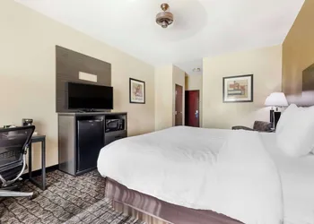 Best Western Carthage Inn & Suites hotel thumbnail 7