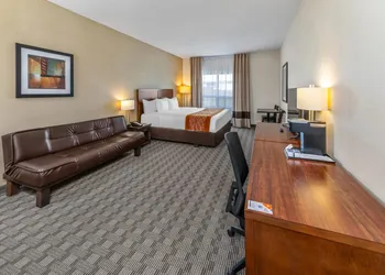 Comfort Inn hotel thumbnail 8