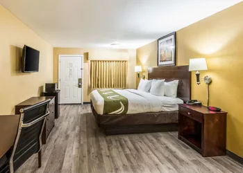 Quality Inn Corsicana hotel thumbnail 7