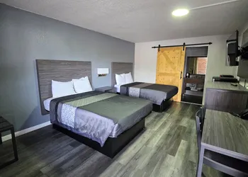 Stay Inn and Suites hotel thumbnail 7
