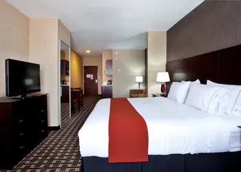 Holiday Inn Express Hotel & Suites AMITE by IHG hotel thumbnail 7