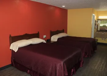 Chaparral Motel hotel thumbnail 5