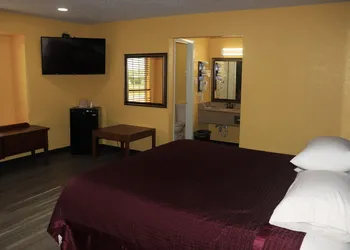 Chaparral Motel hotel thumbnail 6