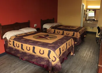 Chaparral Motel hotel thumbnail 8