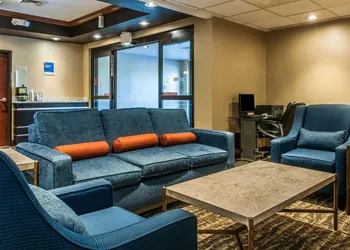 Comfort Inn Pickerington - Columbus East hotel thumbnail 2